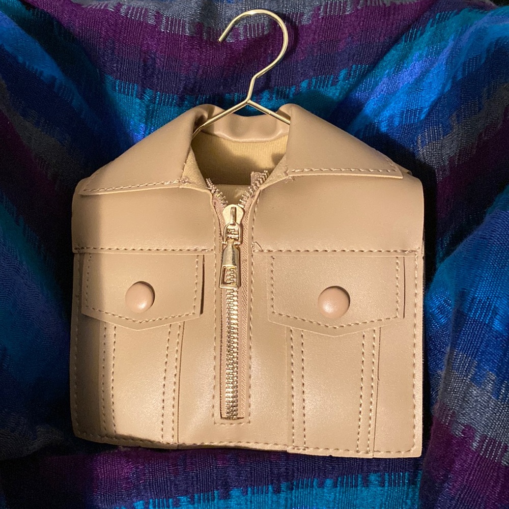 Tan hanger on a hanger!